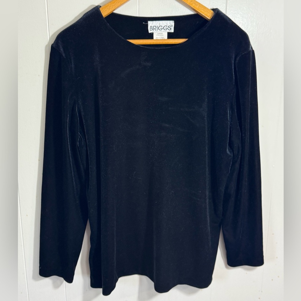 Briggs New York Vintage Black Velvet Top L